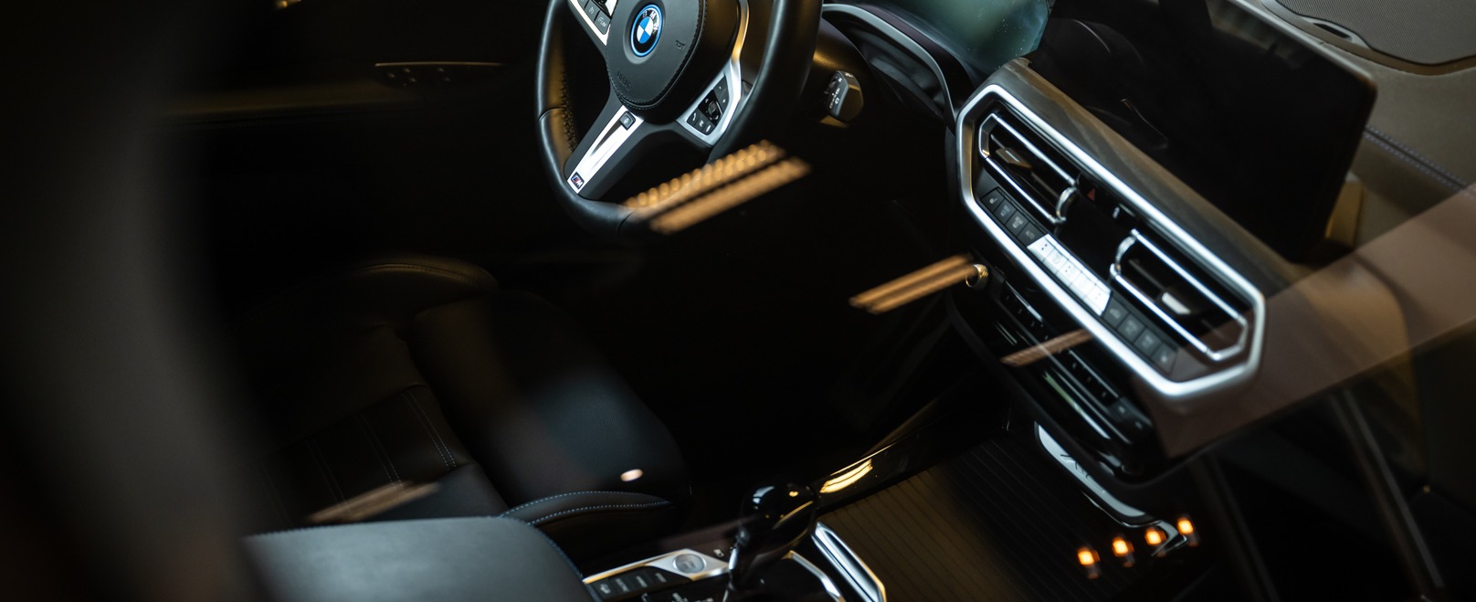 Gallery gallery_images_4_3_17609503691924805577.jpg Autospa Interieur | FALK Automotive