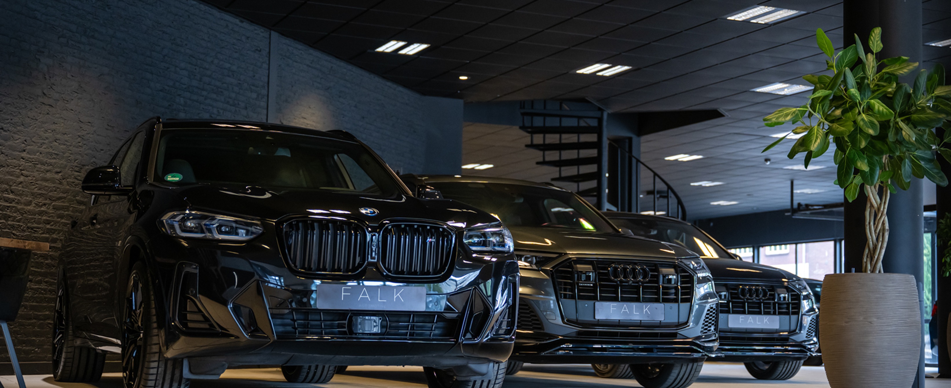 Gallery gallery_images_4_4_1758784336405825902.jpg Autospa Exterieur | FALK Automotive